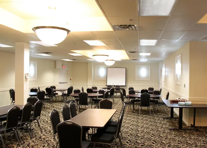 Days Inn & Suites By Wyndham On